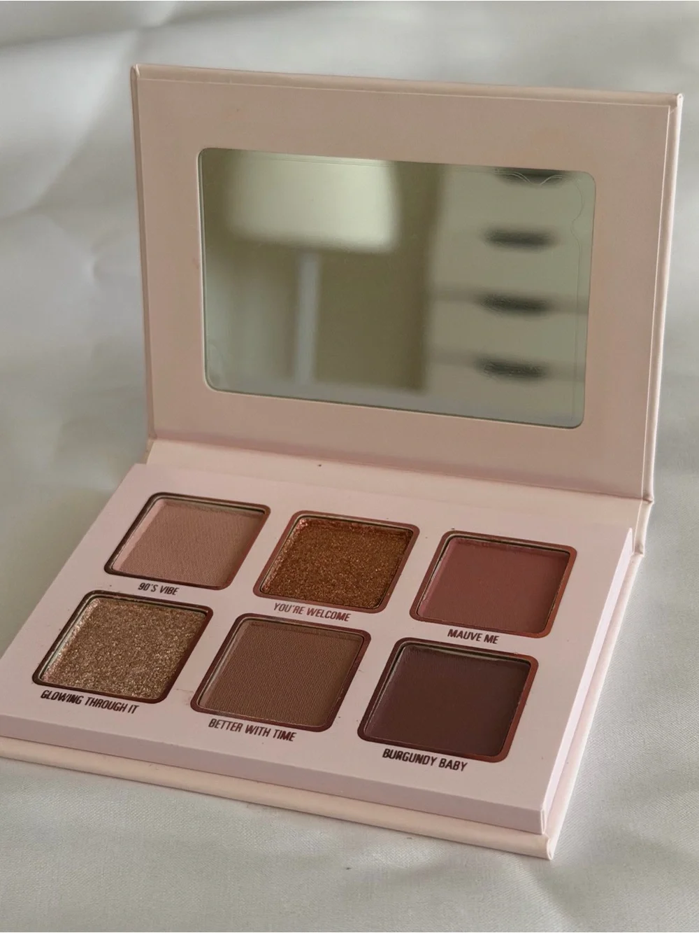 BNIB Kylie Cosmetics Mini Mauve Eyeshadow Palette – 6 Pan NIB